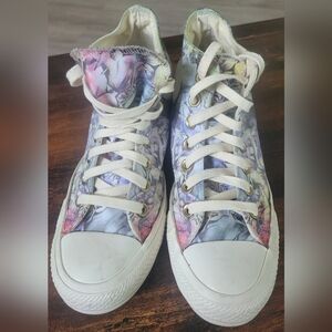 Converse Chuck Tayler Women High Top  2” Lift Floral Print size 7